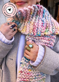 Dinka Scarf Beginner Knitting Kit in Yarnicorn - Premium Version