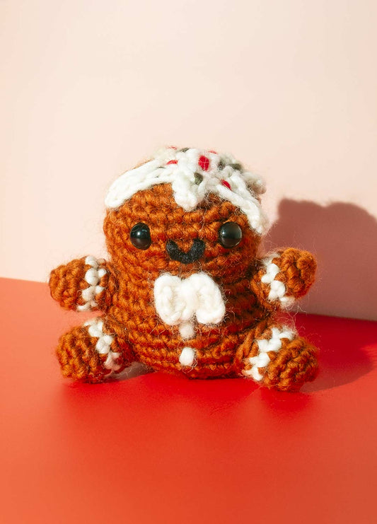 Gerry the Gingerbread Man Free Pattern x @knottrying.