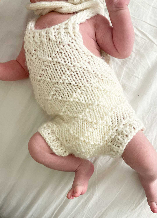 Violet Bonnet & Sage Romper Kit x @hank_knitwear - Yummy Version